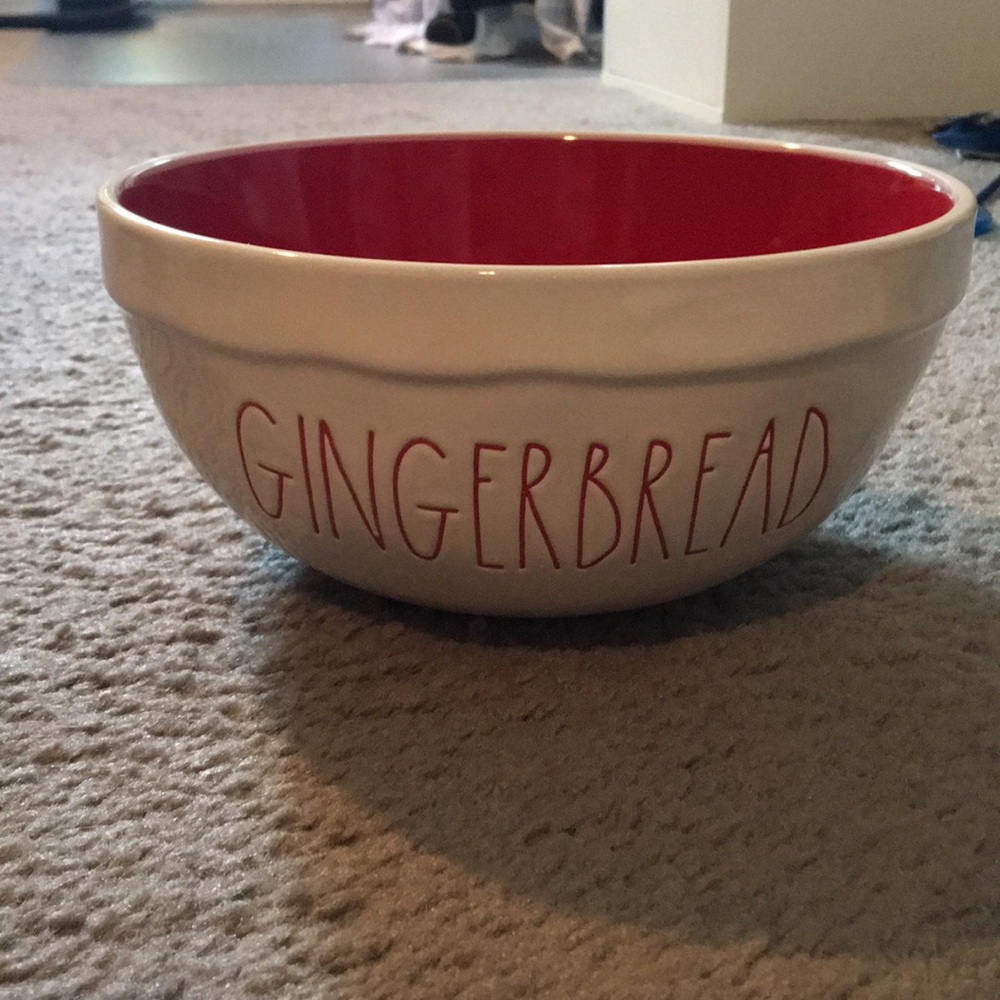 Rae Dunn Christmas mixing bowl
